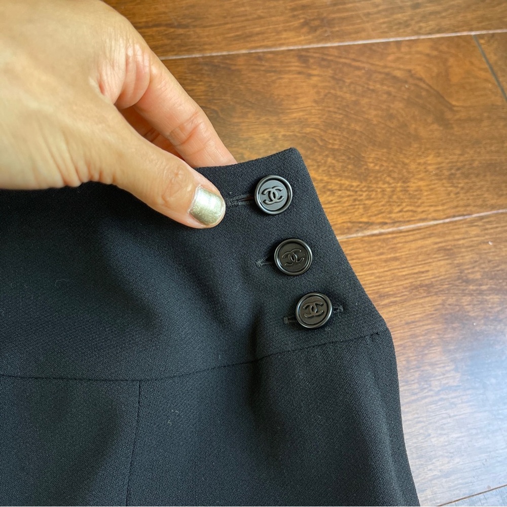 Chanel women skirt size 40